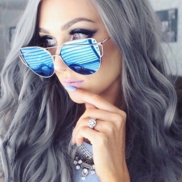 New?Blue Mirrored Cat-Eye Oversized Sunglasses main image 5